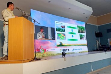 Firma de convenio prácticas profesionales entre la FAV y la Asociación Civil Sabia Tierra